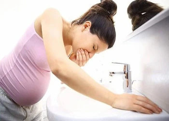 Tâm sự: Chuyện những bà bầu "xanh mặt" vì ốm nghén